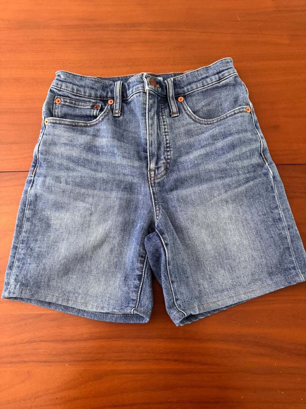 Madewell High-Rise Denim Mid-Length Shorts Size 25